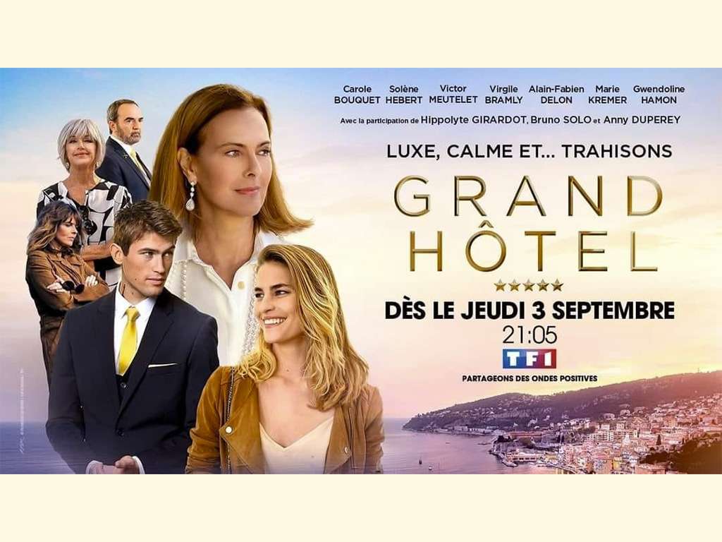 A_202112_TOUS_EN_SCENE2